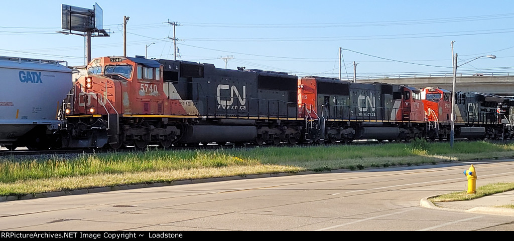 CN 5740 CN 5715